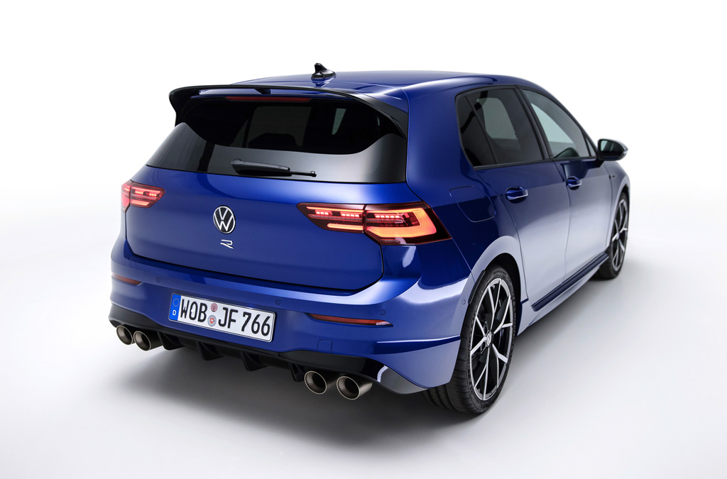 スペックは歴代最強 新型 フォルクスワーゲン ゴルフr がデビュー Le Volant Carsmeet Web 自動車情報サイト 新車 中古車 Carview