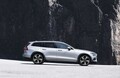 ボルボS60／V60クロスカントリーが商品改良を実施。48Vマイルドハイブリッドの導入で全車電動化