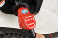 200円目前も！ ガソリン価格はいくらまで高くなる？ 日本の北と南で人々の生活に影響は