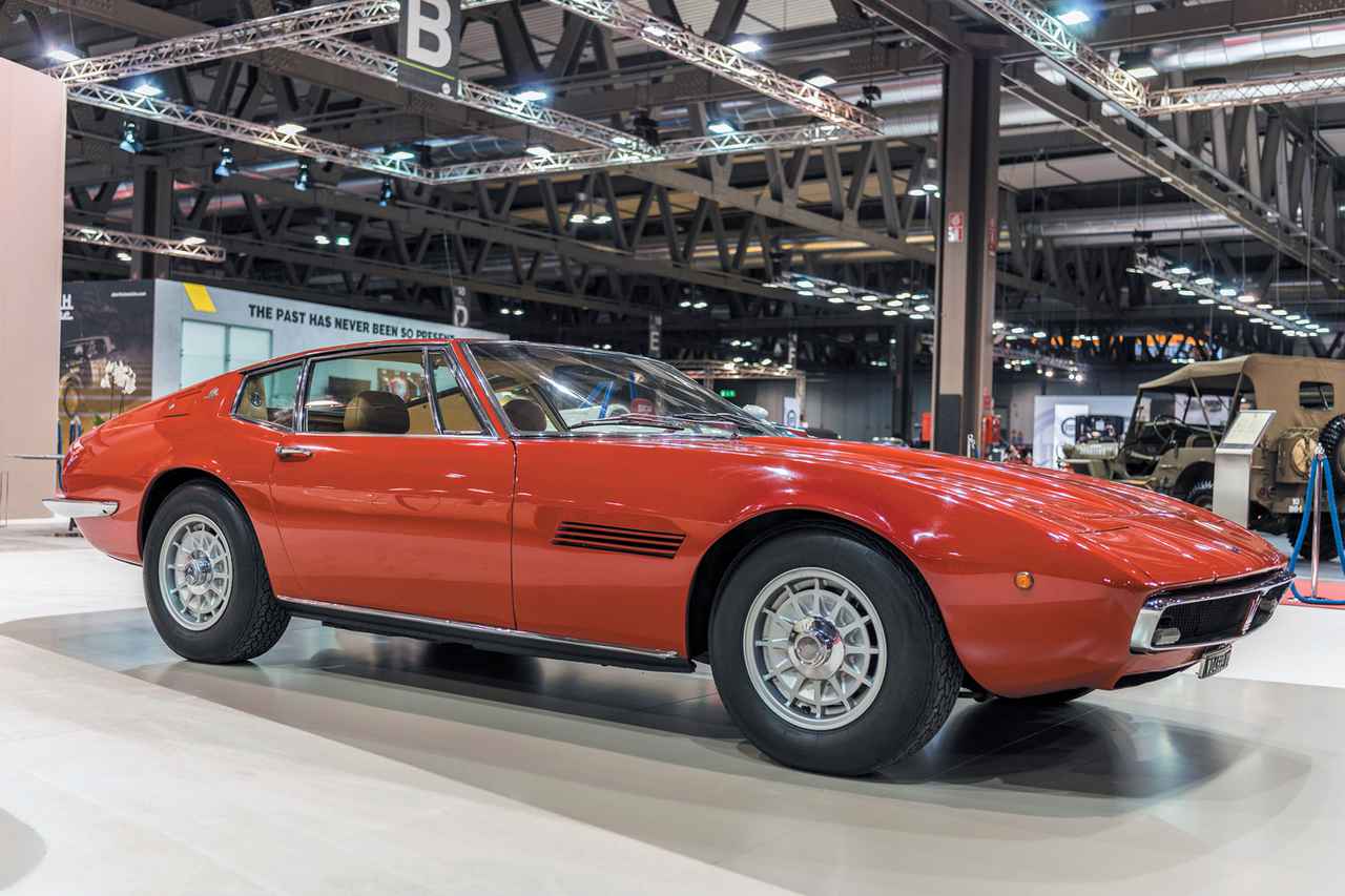 スーパーカー年代記 015 ギブリはマセラティ初のリトラクタブル式ヘッドランプを採用した大型gt Webモーターマガジン 自動車情報サイト 新車 中古車 Carview