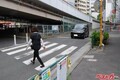 横断歩道での自転車＝歩行者扱い!?　結局、いったいドライバーはどうすりゃいいのか！