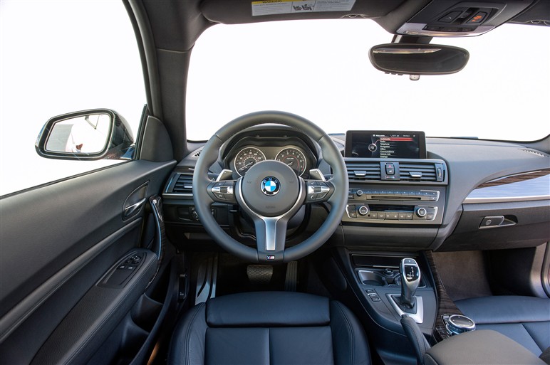 【動画】BMW 2シリーズ最強、M235iの走りとは？
