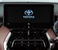 新型「ハリアー」も「RAV4」同様“ハンマーヘッド顔”でスポーティに変貌？ デビューは26年夏以降か