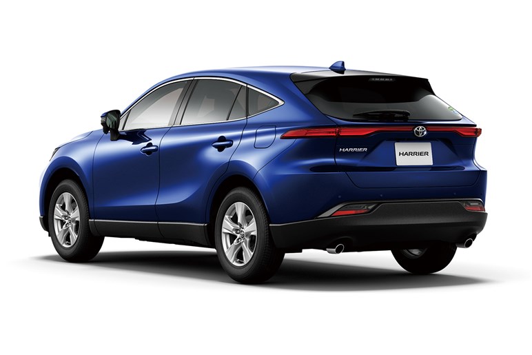 新型「ハリアー」も「RAV4」同様“ハンマーヘッド顔”でスポーティに変貌？ デビューは26年夏以降か