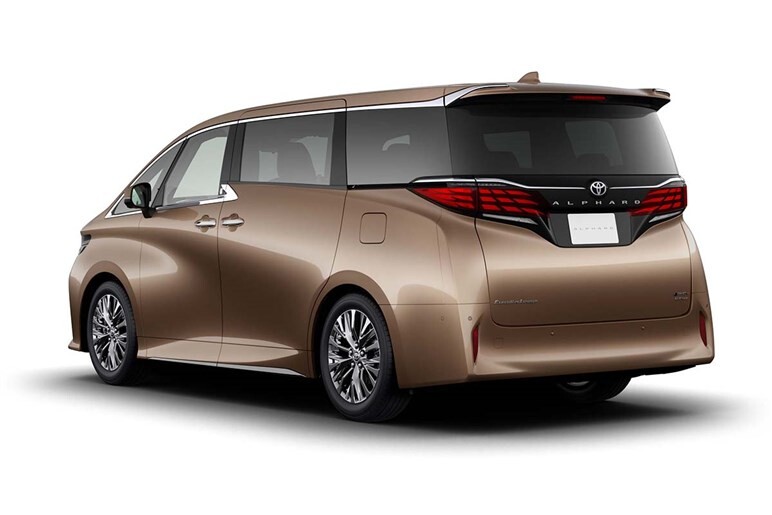 常態化する【トヨタ一強】時代。なぜ日本市場の“地盤沈下”にライバルメーカーは“無関心”を装うのか？