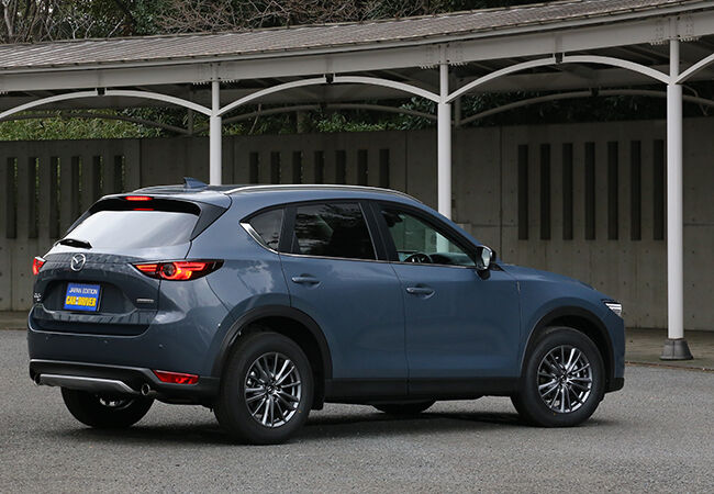 新型ハリアーはライバル不在 マツダの積極姿勢が生み出すcx 5のデザインとパフォーマンス カー アンド ドライバー 自動車情報サイト 新車 中古車 Carview