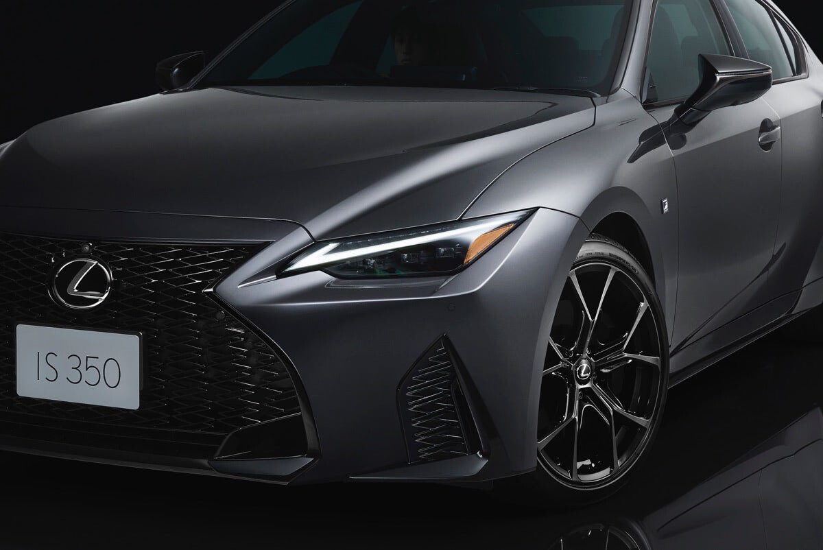 レクサスISに「IS350」と「IS350h（4WD）」を一部改良。あわせて特別仕様車「Fスポーツ モードブラックIV」も設定