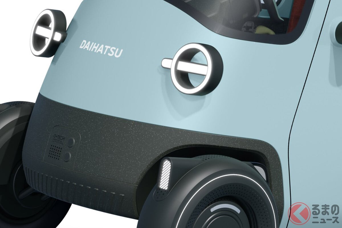ダイハツが「ミゼットX」世界初公開へ！ 歴代オマージュした「レトロな丸目×小回りボディ」採用！ ピックアップ仕様やレース仕様も存在か!? 「小さい四輪車」JMS2025でお披露目！