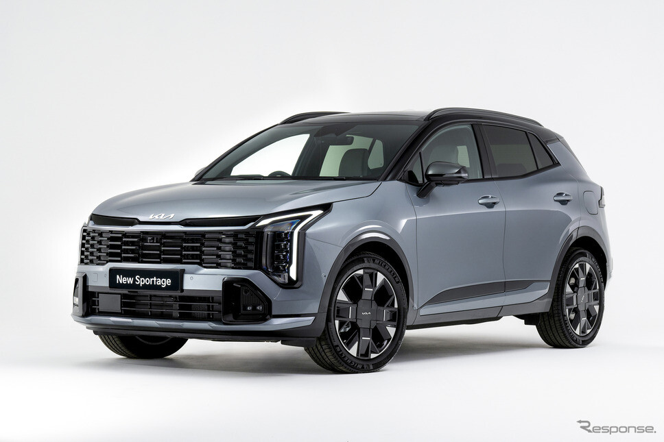 キアの世界最量販車『スポーテージ』に改良新型、英国はハイブリッド含む3つのパワートレイン