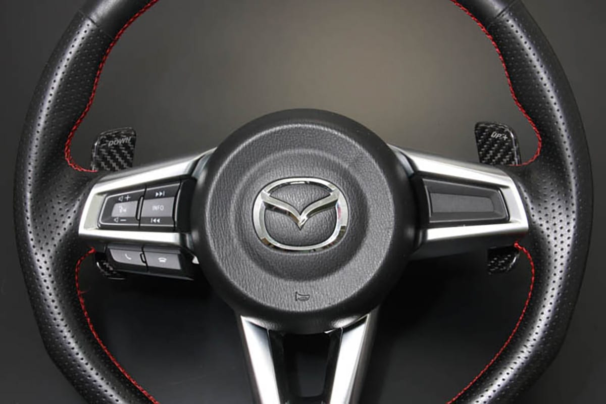 マツダ車のパドルシフトレバーがカーボンになる 走りたくなっちゃうお手軽パーツ登場 オートエクゼ スタイルワゴン ドレスアップナビ 自動車情報サイト 新車 中古車 Carview