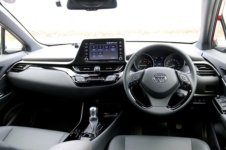 3年経ってもまだ売れているトヨタ C-HRは見た目だけで判断するにはもったいない実用的モデルだった