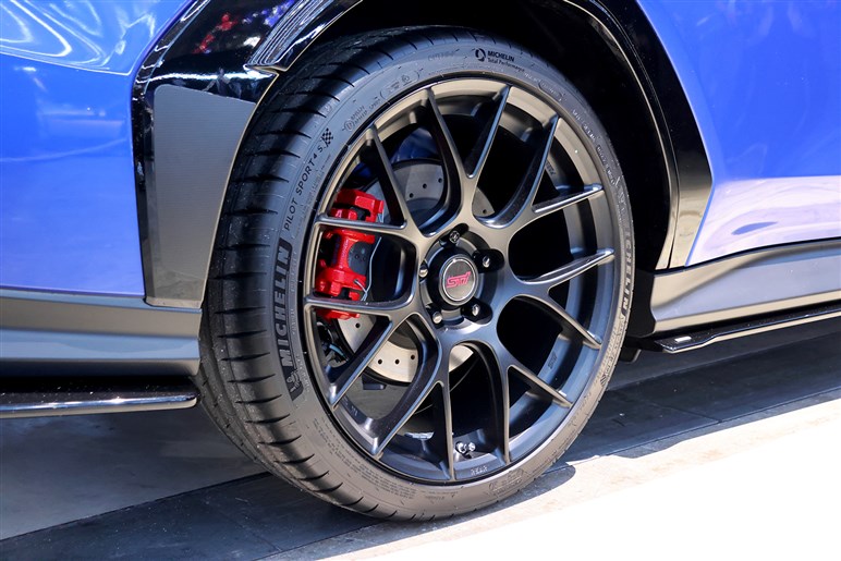 まもなく抽選エントリー開始！ 大枠の予想は800万円台。スペシャルパーツ盛り盛りの「STI S210」まもなく発売か