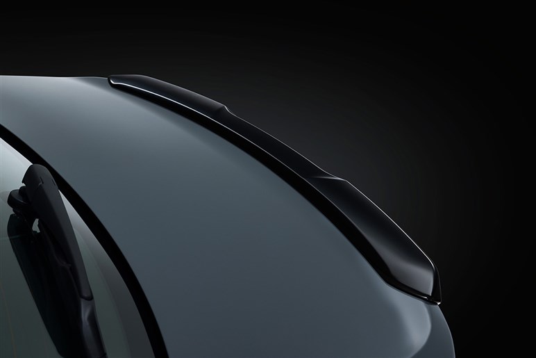 まもなく抽選エントリー開始！ 大枠の予想は800万円台。スペシャルパーツ盛り盛りの「STI S210」まもなく発売か
