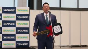 読売巨人軍の阿部慎之助選手が「2019ヤナセ・プロ野球MVP」受賞。メルセデス・ベンツ Eクラスが贈られた