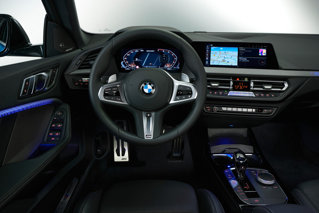 BMW初のコンパクト級4ドアクーペ、「2シリーズ・グランクーペ」の受注が早くもスタート！