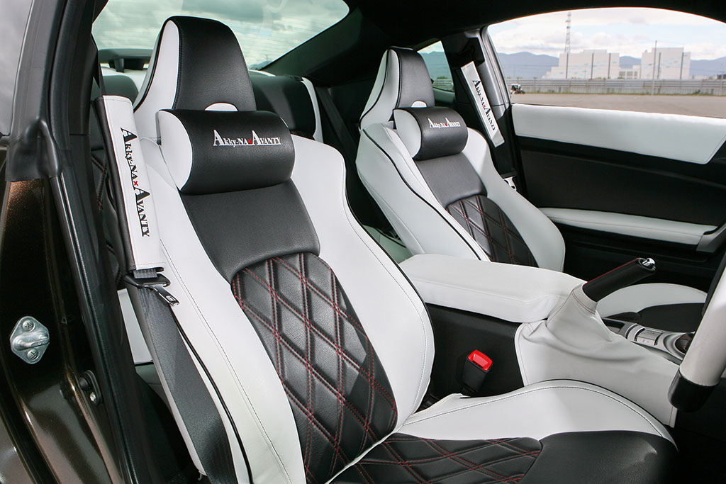 ママの愛車はワイドボディのトヨタ86 オリジナリティを徹底追求したフルカスタム仕様 Web Option 自動車情報サイト 新車 中古車 Carview