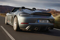 軽量で超絶パワフル！　911 GT3の心臓をぶち込んだ最強のオープンスポーツ「ポルシェ718スパイダー RS」の全容