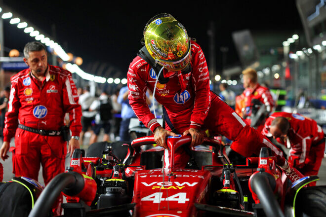 ハミルトンに5秒のタイムペナルティ下る。アロンソが7位に繰り上がる／F1シンガポールGP