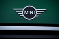 生誕60周年を記念したMINIのおしゃれな限定車「60 YEARS EDITION」