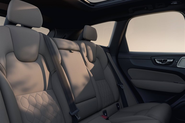 静かにアップデートした「XC60」に試乗。最新装備の進化とともに普遍的な魅力がしっかり残っていた