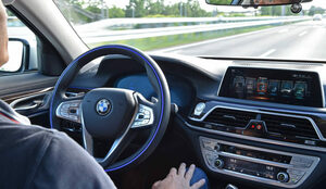 BMW、国内初のハンズ・オフ機能付き渋滞運転支援システムを導入