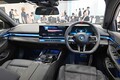 BMW 5シリーズが、ダイナミックかつハイテク感満載でフルモデルチェンジ。バッテリーEVのプレミアムサルーン「i5」にも注目したい