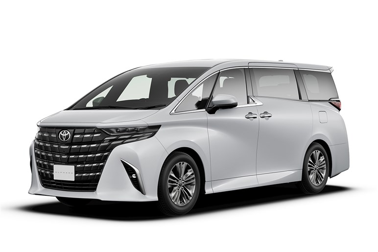 【大衆車が標的に？】恐ロシア再び。ヤリスやフィットが盗難車上位になる可能性！