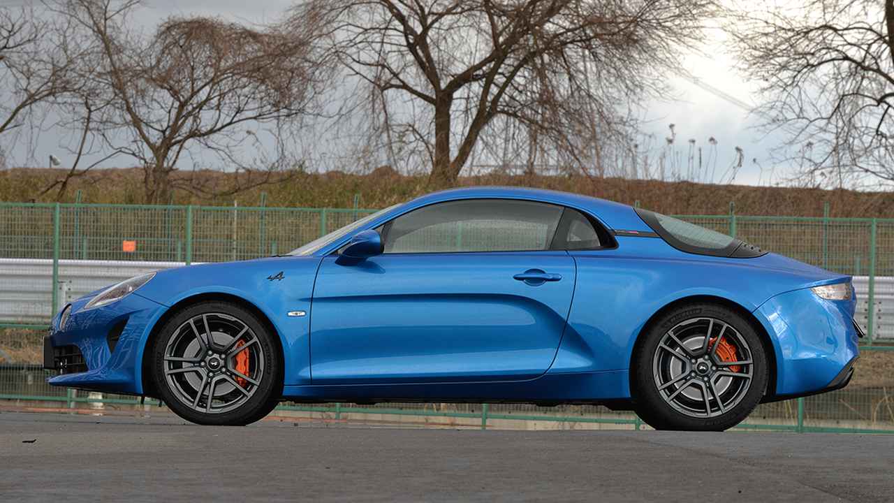 試乗 アルピーヌa110sをサーキットで走らせて初めてわかった ベースモデルを凌ぐポイント Webモーターマガジン 自動車情報サイト 新車 中古車 Carview