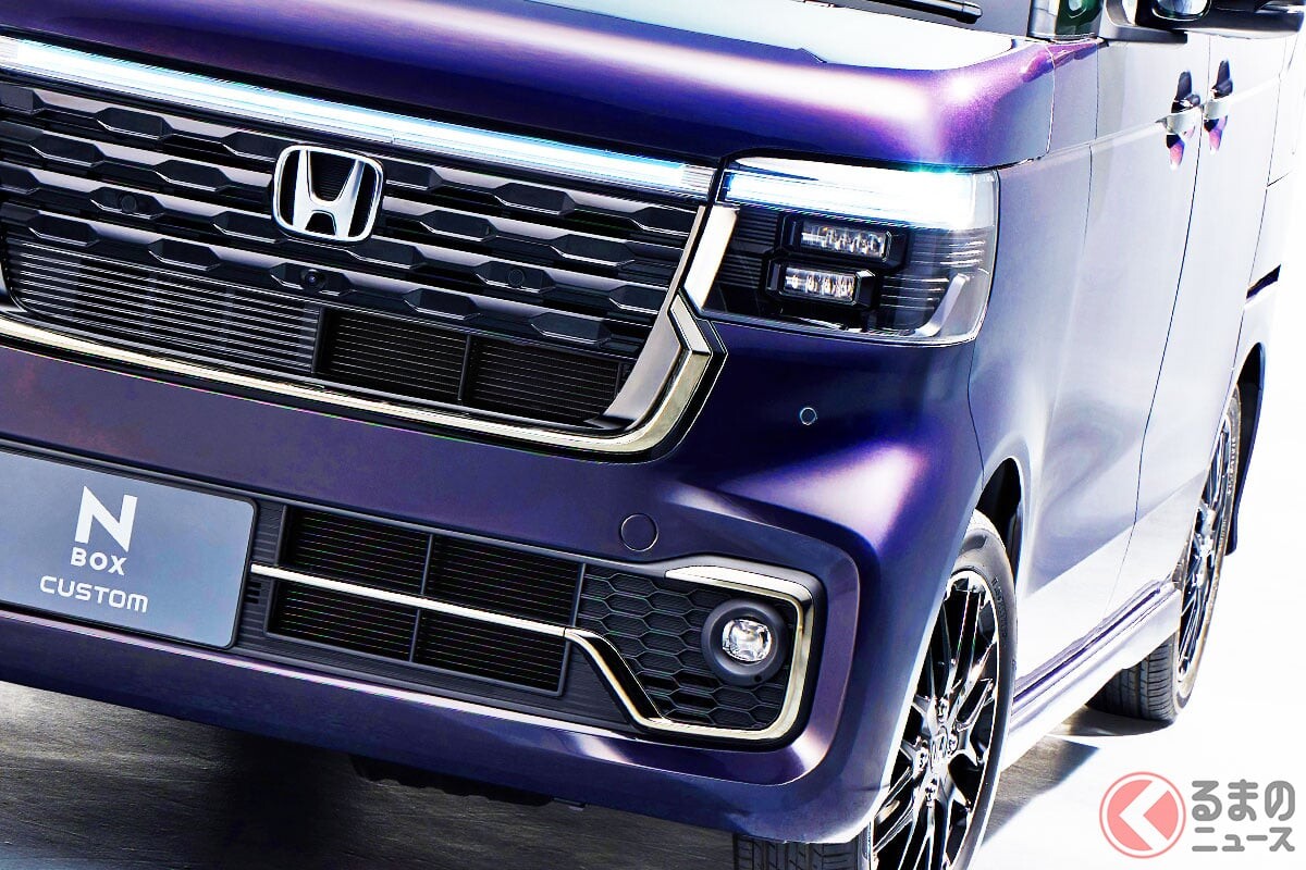 ホンダ「“新”N-BOX」登場！ 新車174万円で“日本一売れてる軽ワゴン”が精悍「メッキ増しデザイン」採用！ 「初代から乗ってます」「これで十分」の声も!? 販売店に寄せられた声とは