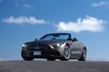 見た目も走りもエレガントなメルセデス・ベンツ「560SL」は“本当の大人”でなければ乗れないクルマだった