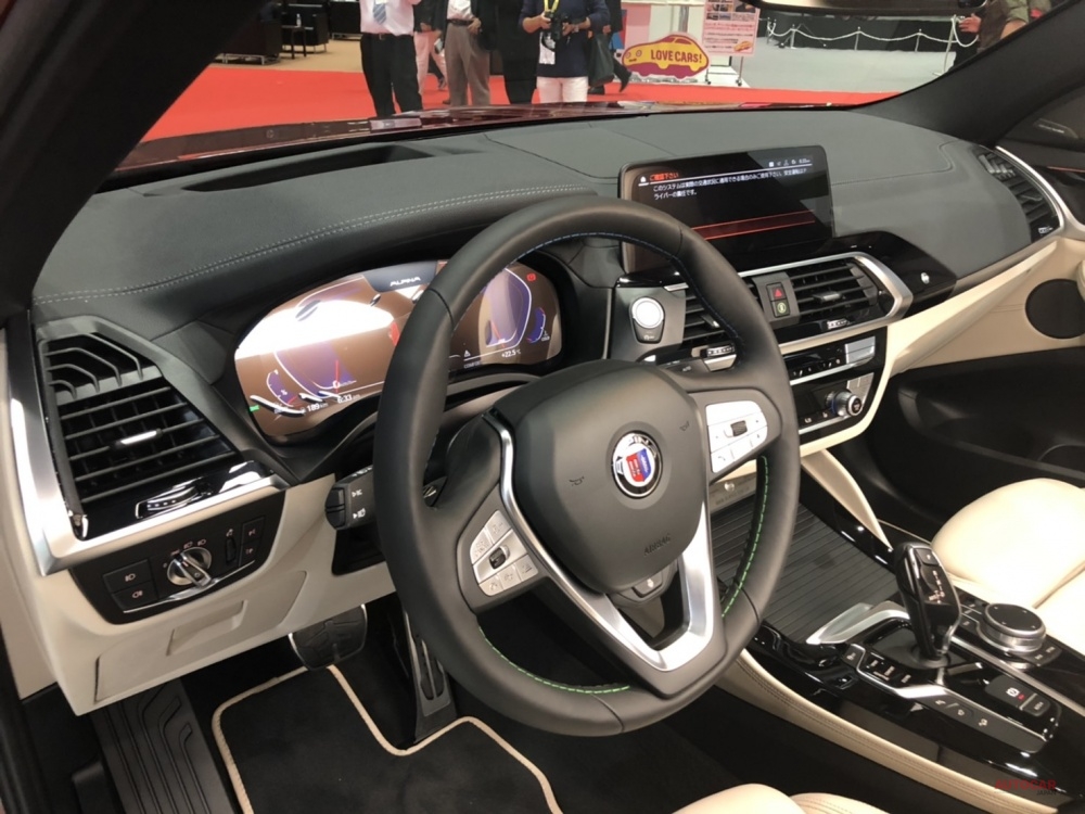 Bmwアルピナ Xd4アルラット Allrad 日本初公開 クワッドターボで3ps Autocar Japan 自動車情報サイト 新車 中古車 Carview