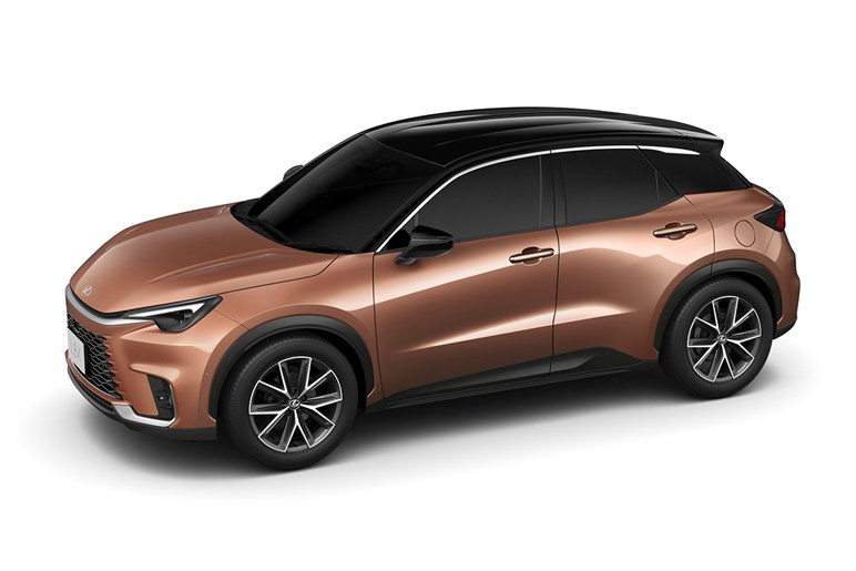 【レクサスもチラ見】ホンダ高級ブランドが予告する新型SUV「ADX」の豪華な中身。日本発売はある？