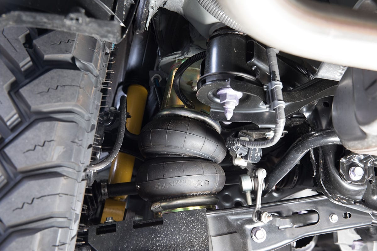 エアサスが今猛烈に進化中 何がすごい 車高調整が自在なだけじゃない メジャー4ブランド最新モデル連載04 Acc スタイルワゴン ドレスアップナビ 自動車情報サイト 新車 中古車 Carview