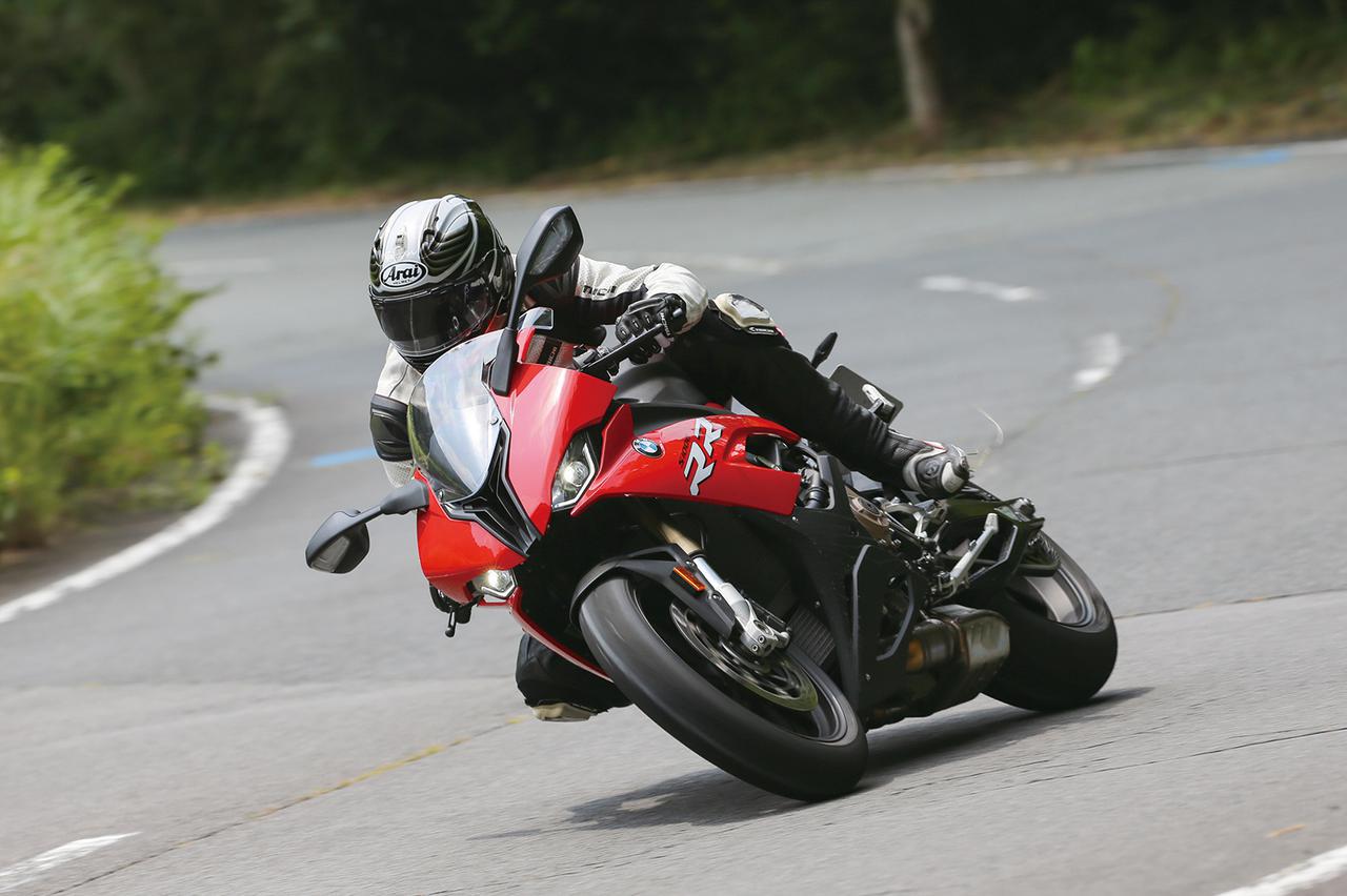 リッターssバイクのスポーツ性能を比較 ホンダ Cbr1000rr R Bmw S1000rr ドゥカティ パニガーレv4s Webオートバイ 自動車情報サイト 新車 中古車 Carview