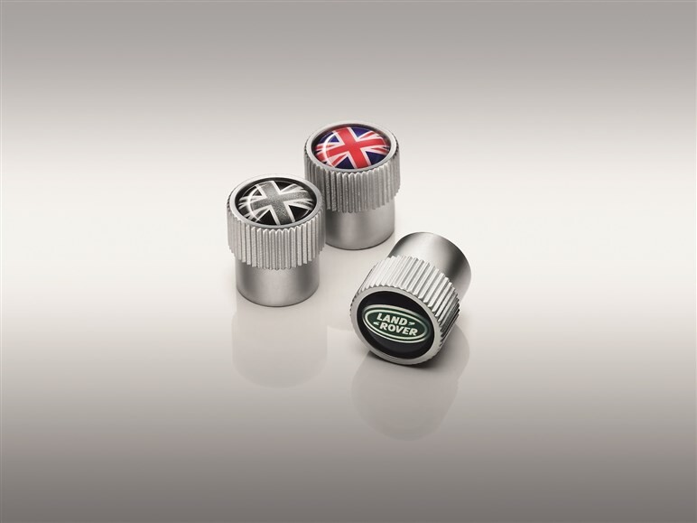 レンジローバーイヴォークに装備が充実した特別仕様車が登場。150台限定、価格は829万円から