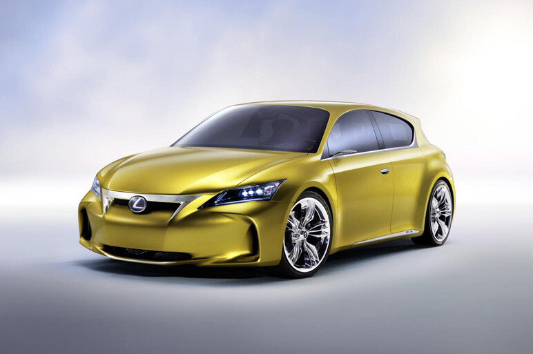 レクサスCT200h画像　Lフィネスは存在するか