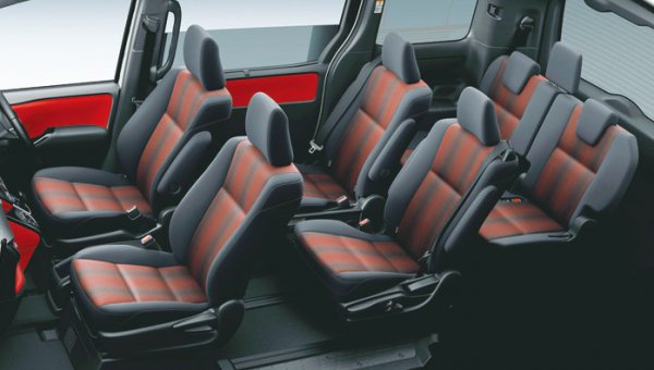 トヨタミニバン3兄弟統合の衝撃 新型ノア21年夏に登場 ベストカーweb の写真 自動車情報サイト 新車 中古車 Carview