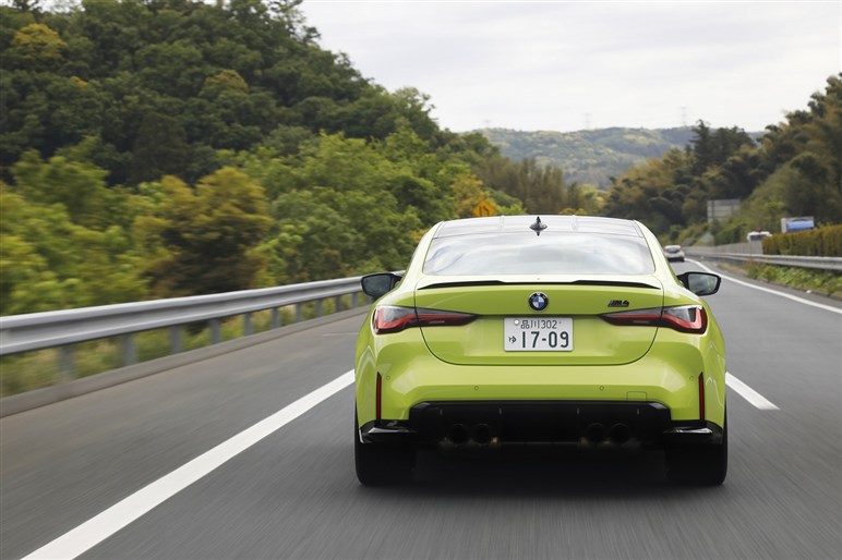 新型BMW M4は猛烈ドリフトも安楽ハンズオフ走行も可能な万能ハイテククーペだった