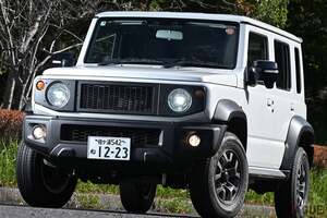 人気爆発のスズキ「ジムニーノマド」“魅力”と“欠点”を納車1か月のオーナーがジャッジ！ 3ドアの美点も改めて実感!! “無双状態”はまだまだ続く？