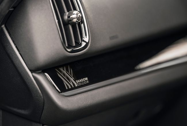 プレミアムコンパクトSAVのミニ・クロスオーバーに特別仕様車の「シャドー・エディション」を設定