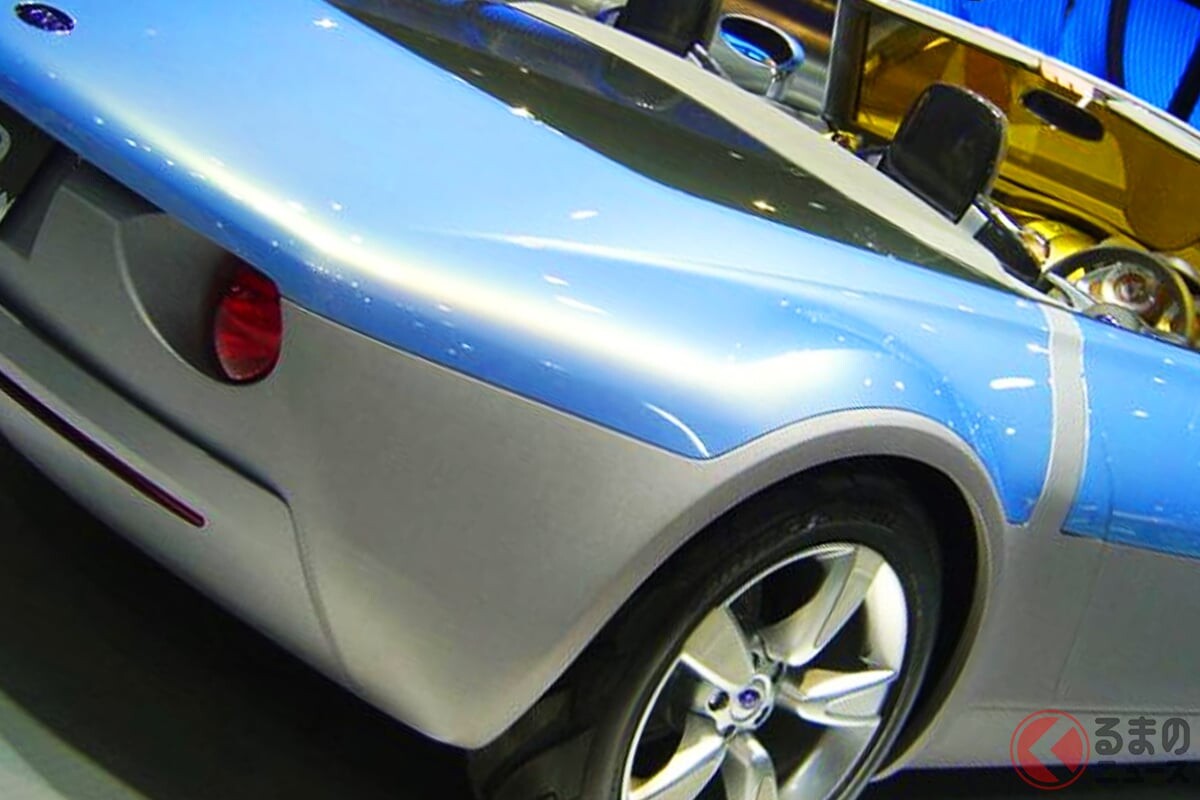 スバル斬新「“2人乗り”オープンカー」に大反響！ 「“SUV級”地上高」の4WD仕様に「時代を超えて新しく見える」の声も！ “水平対向エンジン”×ヨーロピアンなデザインの「B9スクランブラー」に再注目！