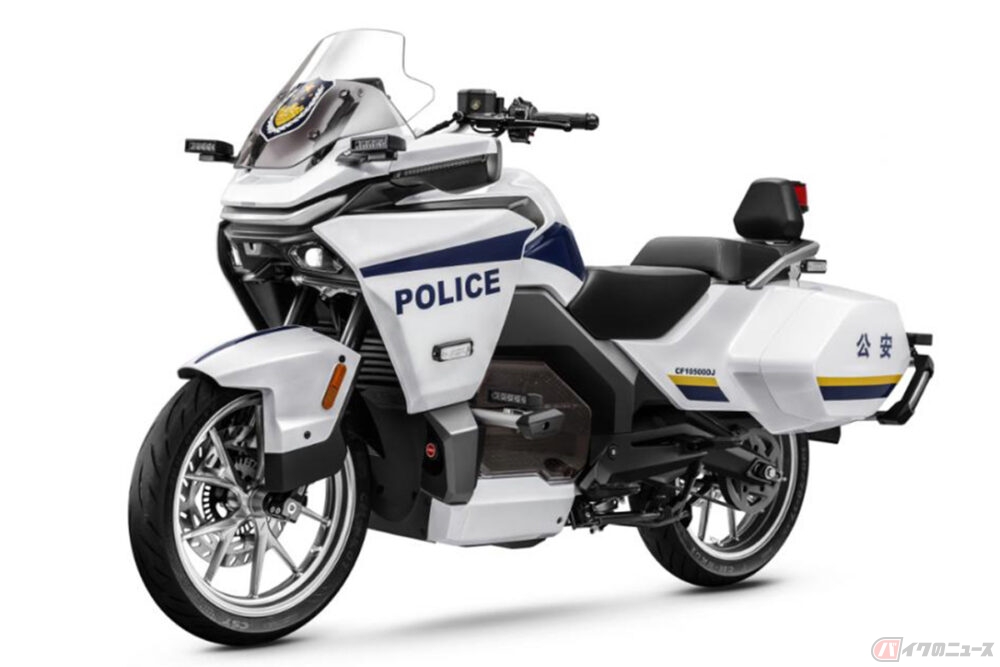 中国警察 バック CFMoto「300GT-E」 中国メガシティの警察用に開発された新型電動