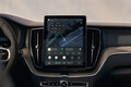 ボルボXC60がマイナーチェンジ！　最新インフォテインメントシステムとさらに洗練されたインテリアで商品力強化