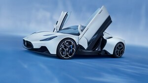 マセラティ、新型スーパースポーツ「MC20」を世界初披露　最高出力630HPで車重は1500kg未満