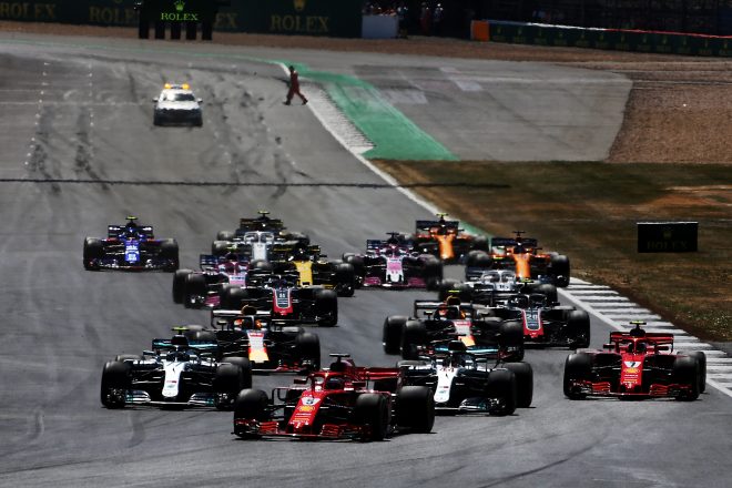F1史上初の試みトリプルヘッダー、2019年は廃止の方向。チームスタッフの疲労が限界に