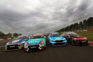 開幕前テストはレコード更新クックのホンダが最速。1秒差に18台がひしめく／BTCC