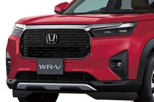 ホンダのコンパクトSUV「WR-V」一部改良から3か月 なぜ人気？ ホンダ・ディーラーに寄せられる反響とは