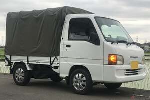 個人売買で購入したエアコン付き「サンバー」 タイミングベルトカバーを外してみると……