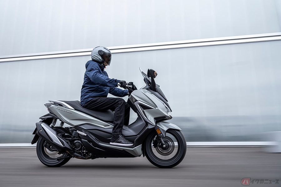 ホンダ フォルツァ350 21年モデル公開 排気量増加でよりスピーディに バイクのニュース 自動車情報サイト 新車 中古車 Carview