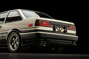 20バルブの“4A-GE”に換装された「AE86」2ドアクーペが米国オークションに登場 走行距離25万キロ以上 ドリフト仕様に“魔改造”された個体の価値とは